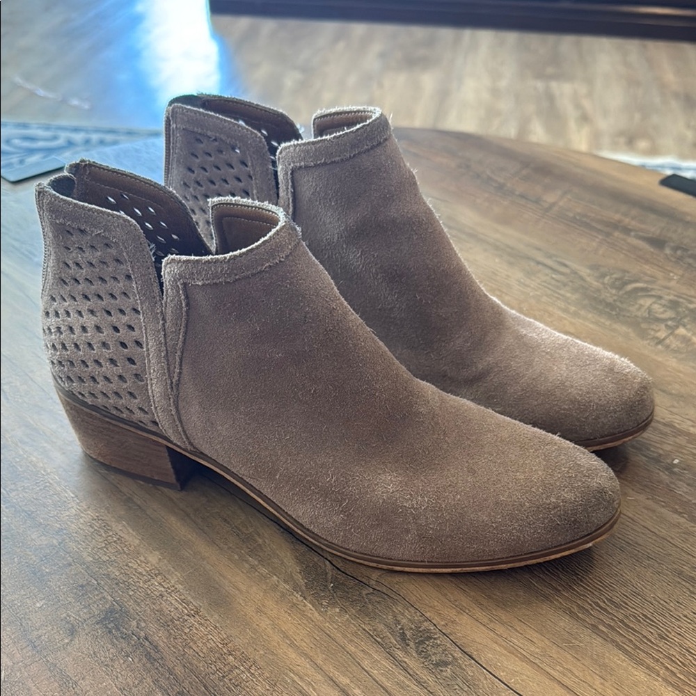 Susina Brown Ankle Boots Versatile Suede Style